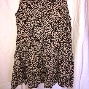 Tween/ teen cheetah top